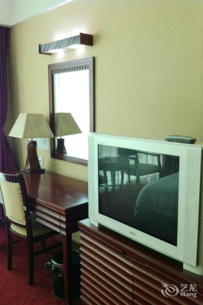 Qingpu Family Hotel Shanghai Exterior photo